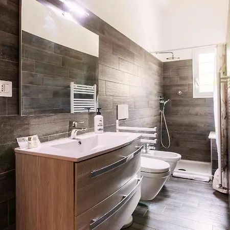 Mare - Ciclabile Giardino E Parcheggio Gratuito * סנרמו